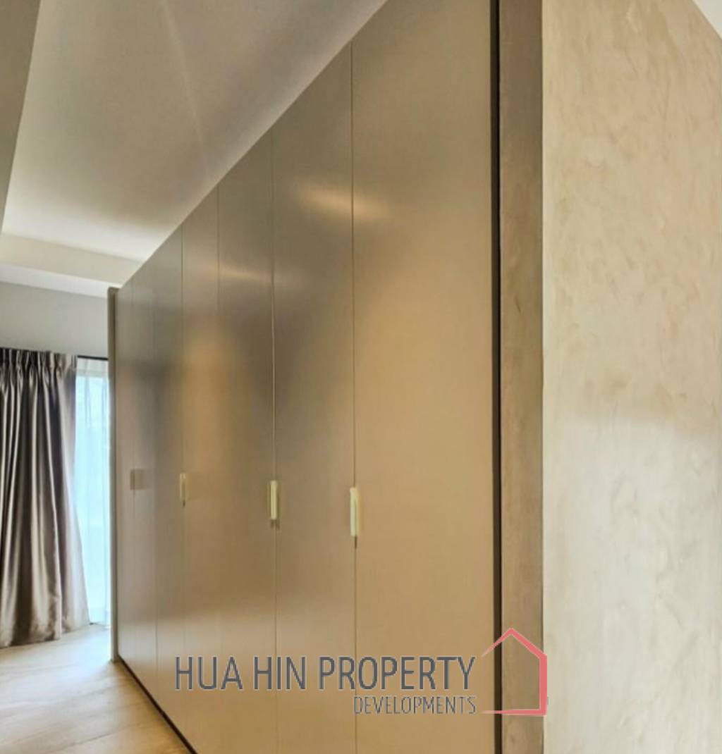 PALM HILL CONDO  : 3 bed modernized condo