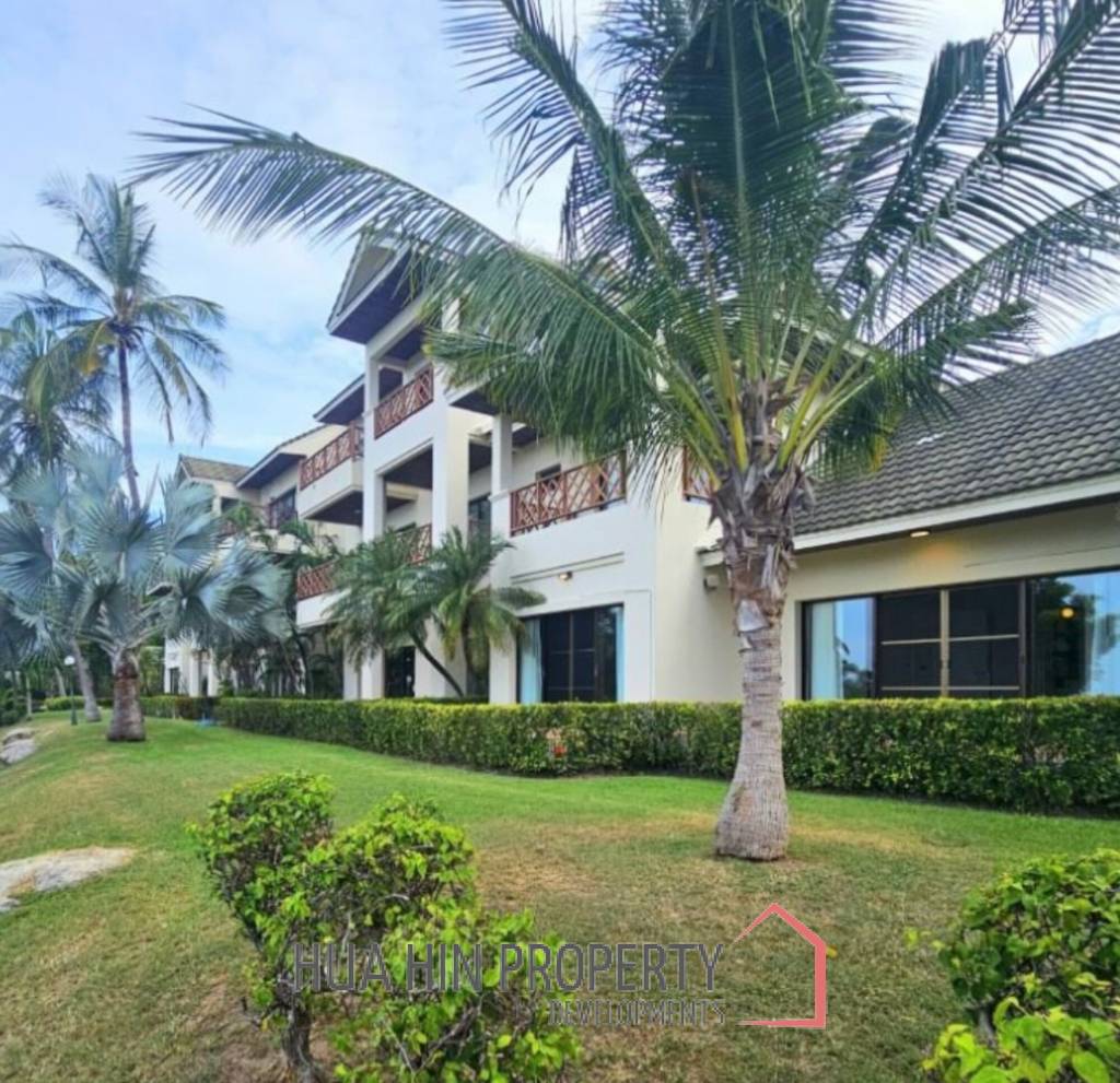 PALM HILL CONDO  : 3 bed modernized condo