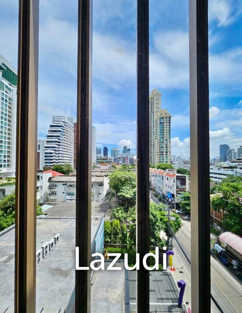 1 Bedroom 1 Bathroom 32 SQ.M Walden Asoke
