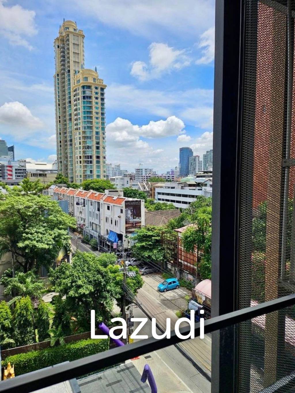 1 Bedroom 1 Bathroom 32 SQ.M Walden Asoke