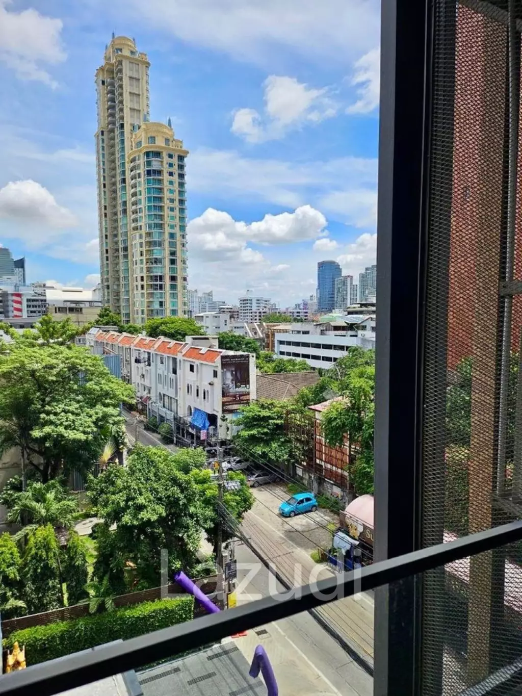 1 Bedroom 1 Bathroom 32 SQ.M Walden Asoke
