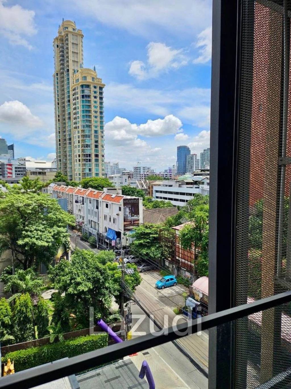 1 Bedroom 1 Bathroom 32 SQ.M Walden Asoke