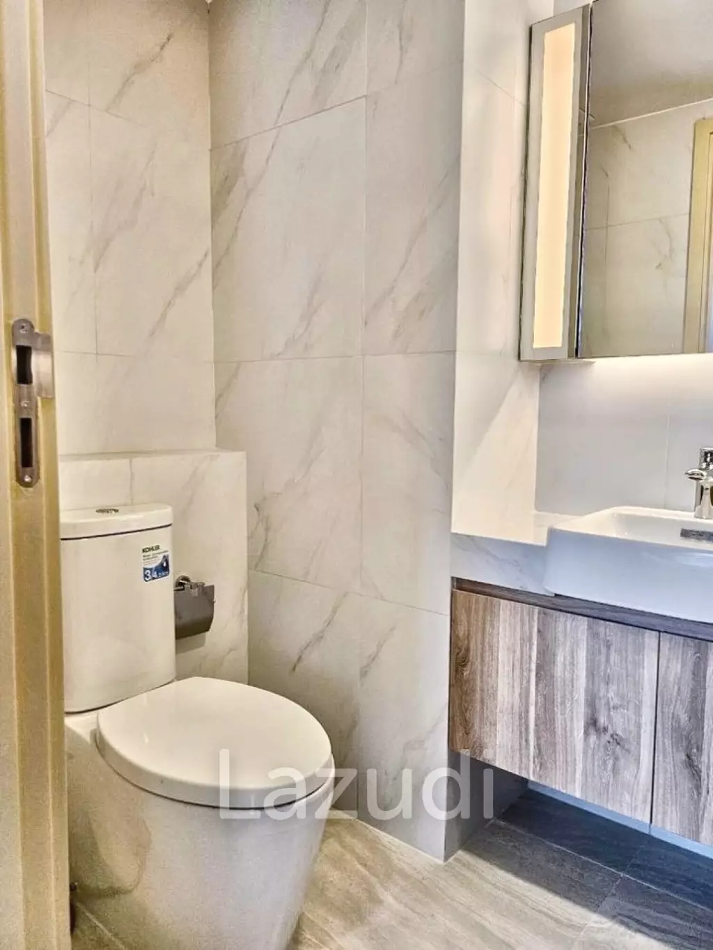 1 Bedroom 1 Bathroom 32 SQ.M Walden Asoke
