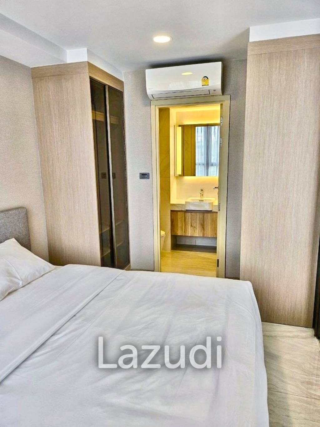 1 Bedroom 1 Bathroom 32 SQ.M Walden Asoke