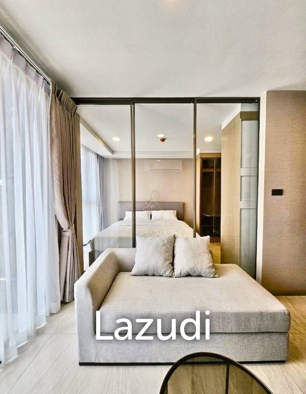 1 Bedroom 1 Bathroom 32 SQ.M Walden Asoke