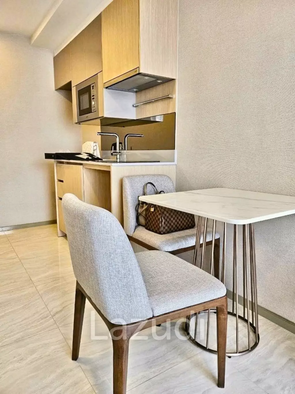 1 Bedroom 1 Bathroom 32 SQ.M Walden Asoke