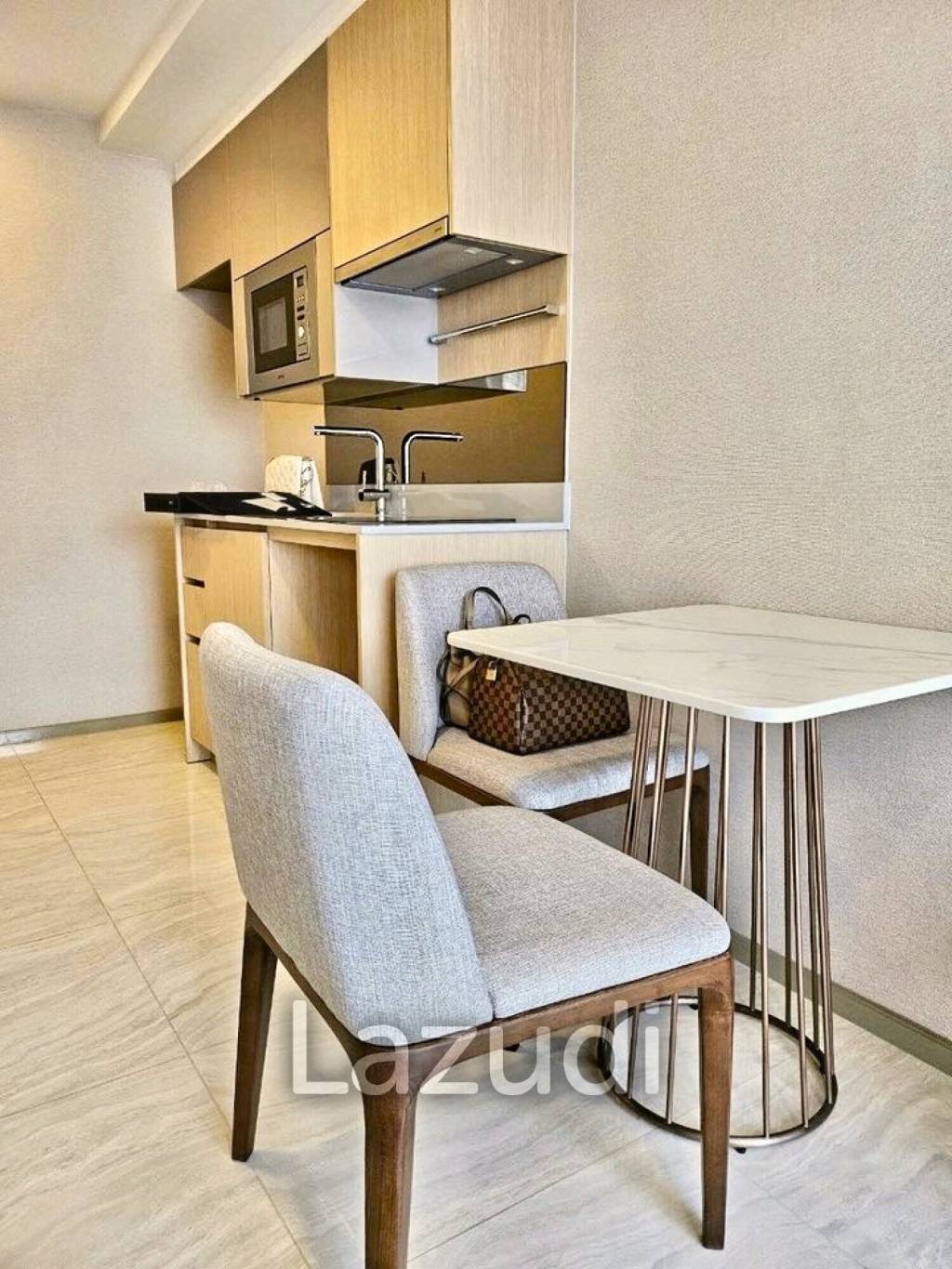 1 Bedroom 1 Bathroom 32 SQ.M Walden Asoke