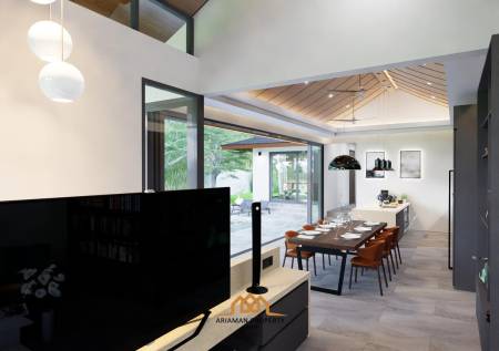 The Green Hill Villas: Luxurious Modern Villa with Stunning Pool in Lamai