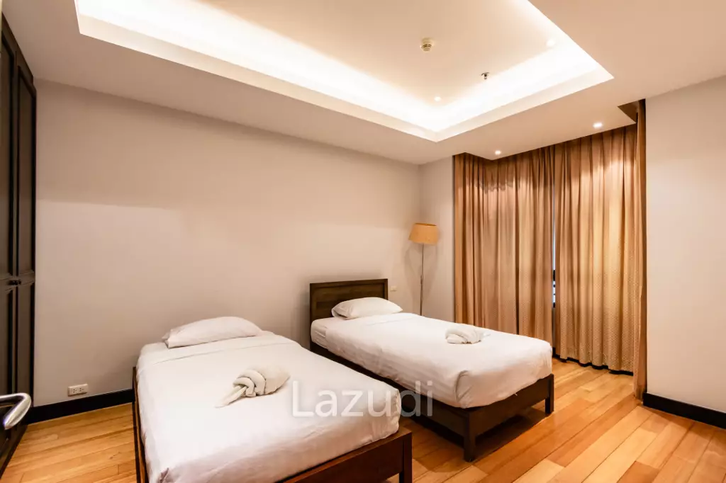 2 Bed 4 Bath 184.22 SQ.M Black Mountain Golf Course