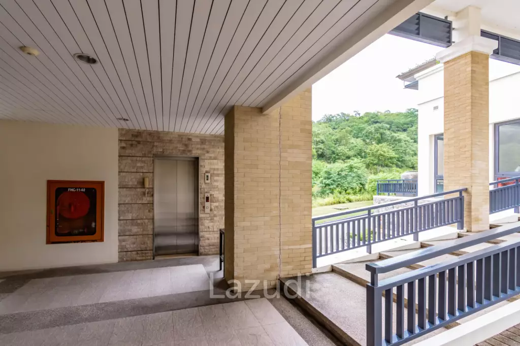 2 Bed 4 Bath 184.22 SQ.M Black Mountain Golf Course