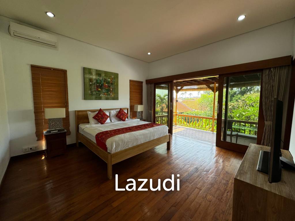 MODERN VILLA IN UMALAS WITH SPACIOUS DESIGN AND GREAT LOCATION