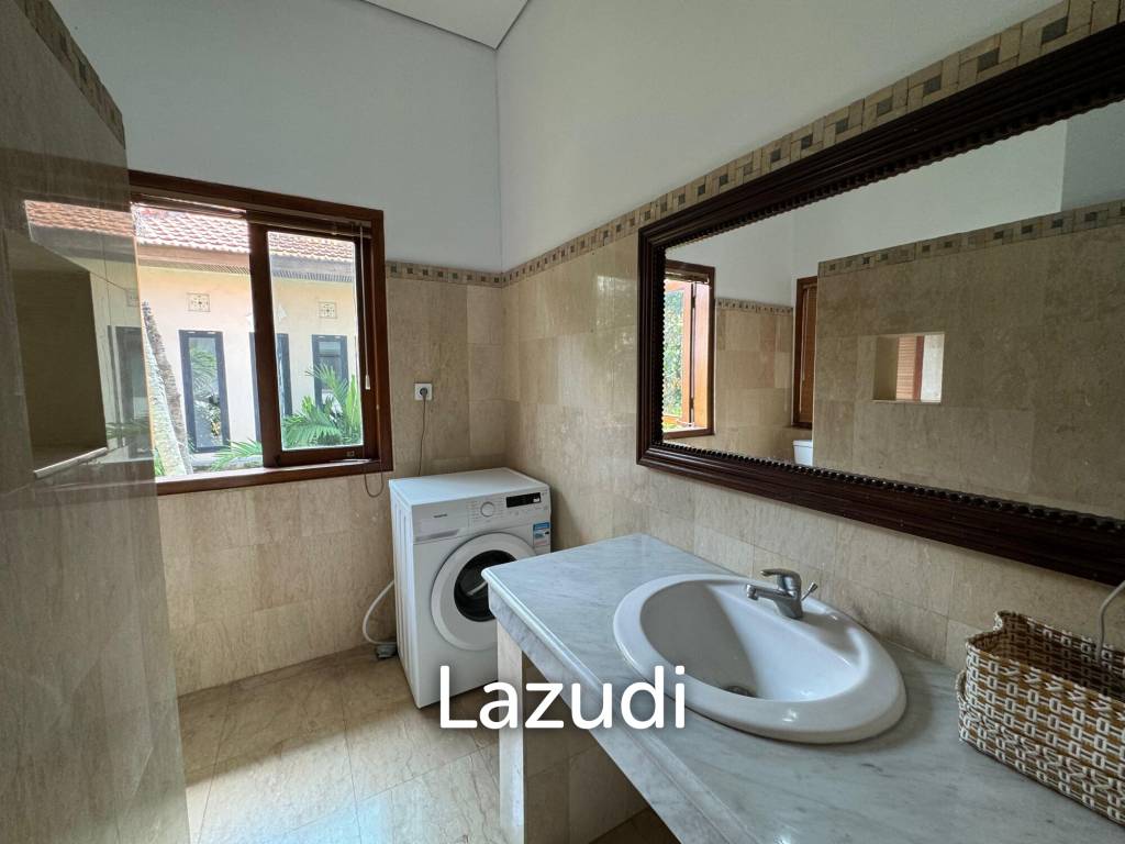 MODERN VILLA IN UMALAS WITH SPACIOUS DESIGN AND GREAT LOCATION