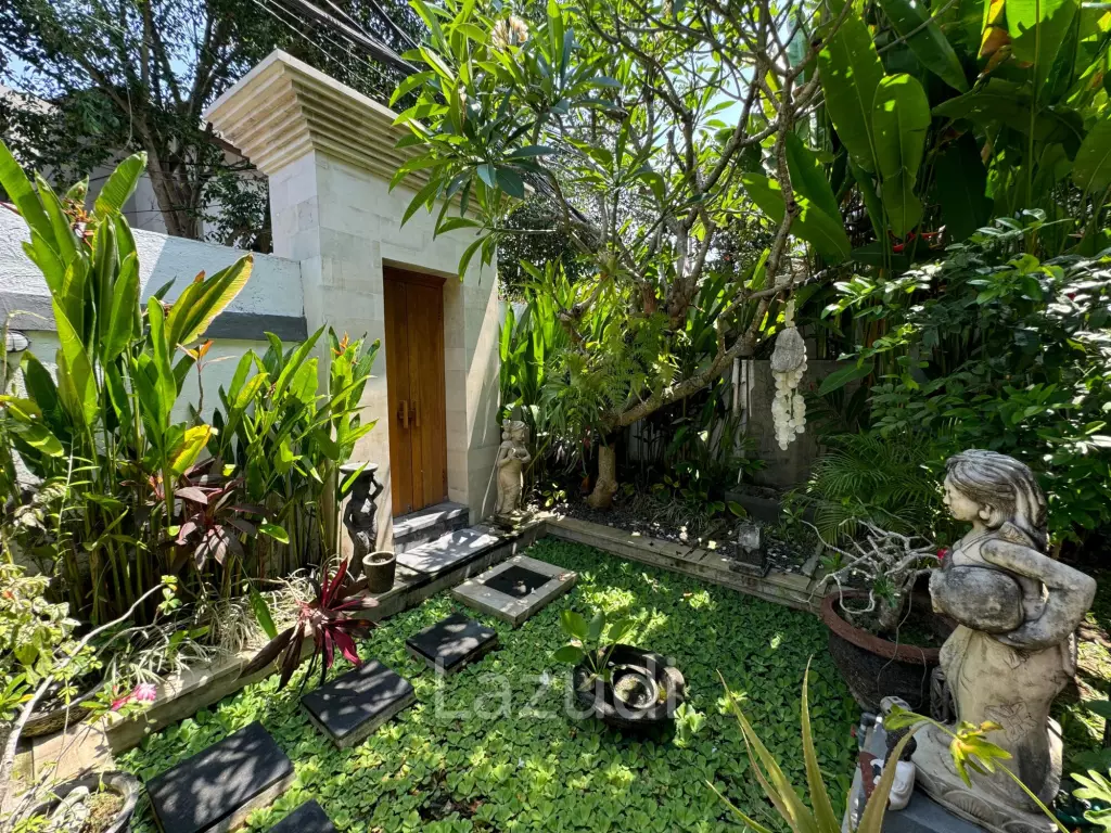 MODERN VILLA IN UMALAS WITH SPACIOUS DESIGN AND GREAT LOCATION