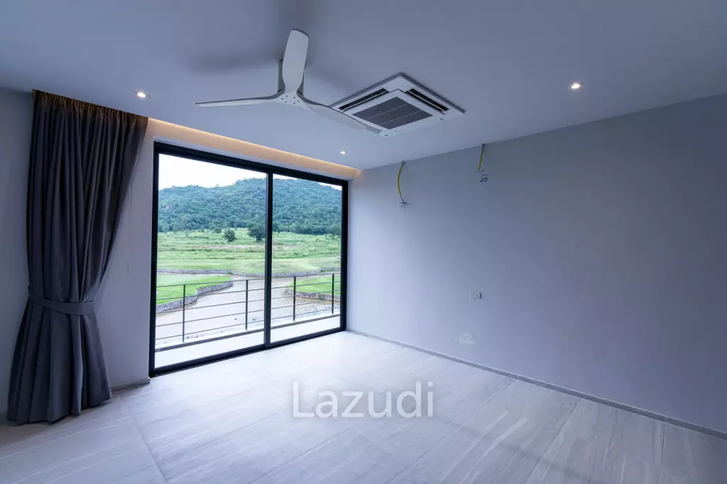 4 Beds 4 Baths 430 SQ.M Black Mountain Golf Course, TwinHouse