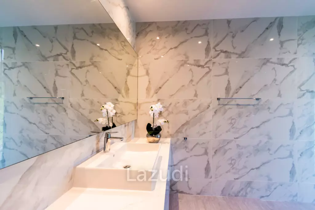 4 Beds 4 Baths 430 SQ.M Black Mountain Golf Course, TwinHouse