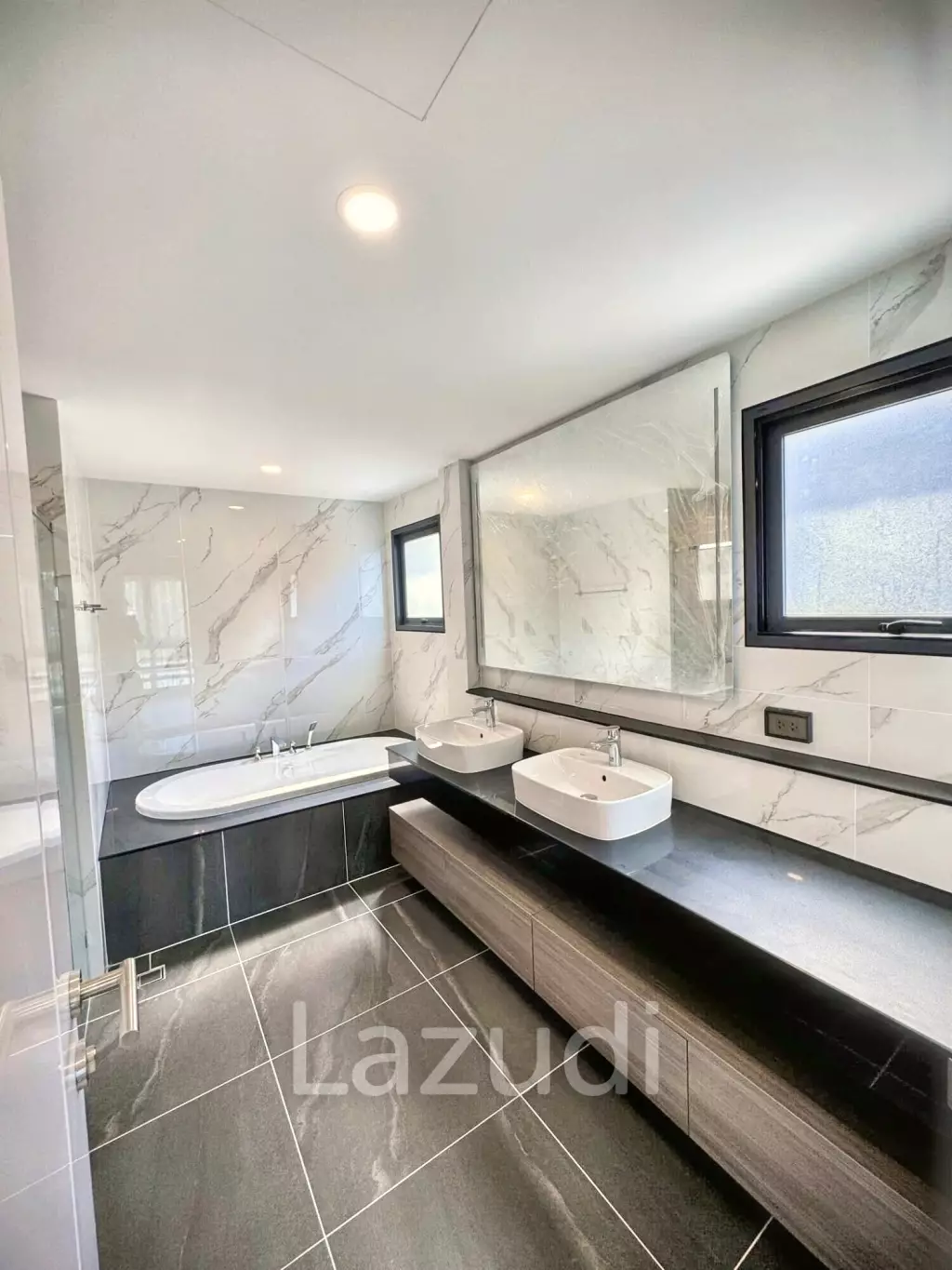 4 Bedroom 5 Bathroom 313 SQ.M The City Bangna