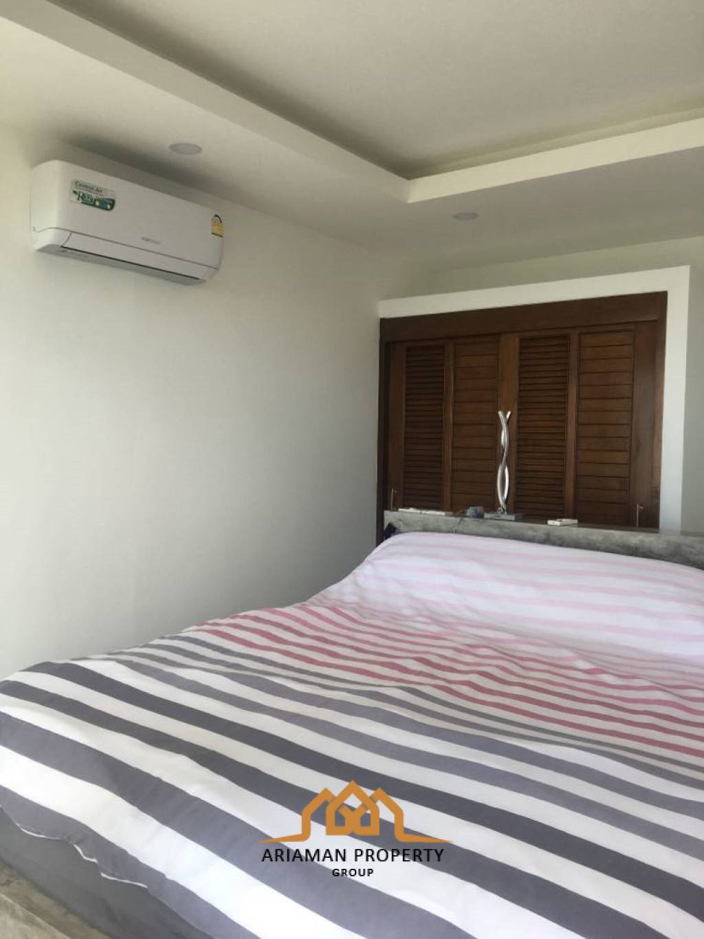 Affordable Modern Condo with Ocean View and Pool in Lamai