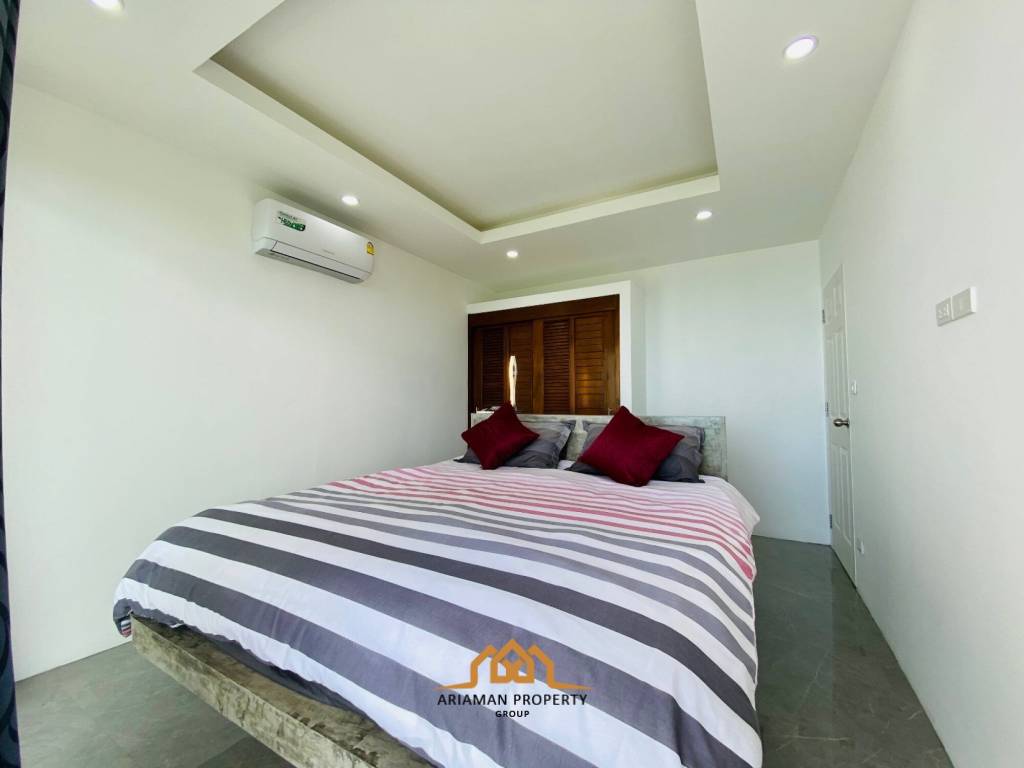 Affordable Modern Condo with Ocean View and Pool in Lamai