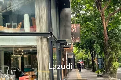 Ultra Luxury 3-Storey Commercial Building for Rent in Watthana Bangkok