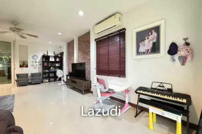 4 Bedrooms 5 Bathrooms 250 SQ.M. SP Village 5