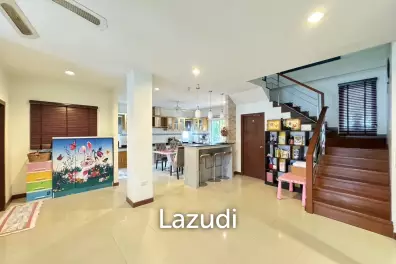 4 Bedrooms 5 Bathrooms 250 SQ.M. SP Village 5