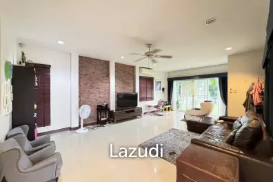 4 Bedrooms 5 Bathrooms 250 SQ.M. SP Village 5