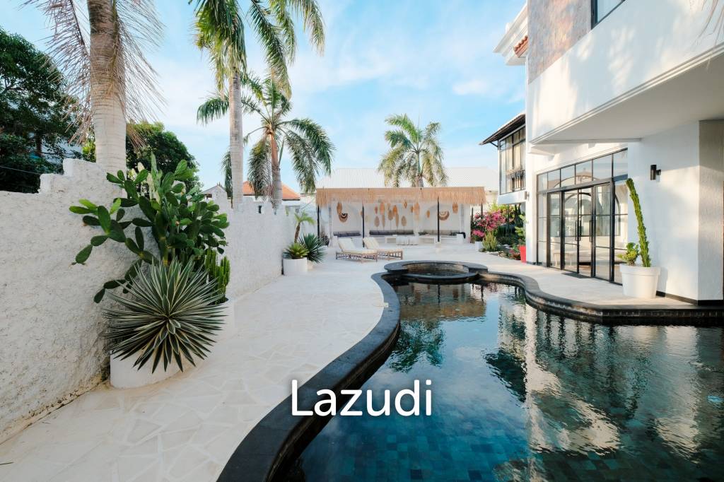 BUTUH UANG CEPAT! MEDITERRANEAN-STYLE VILLA IN JIMBARAN WITH EXPANSIVE LIVING SPACE