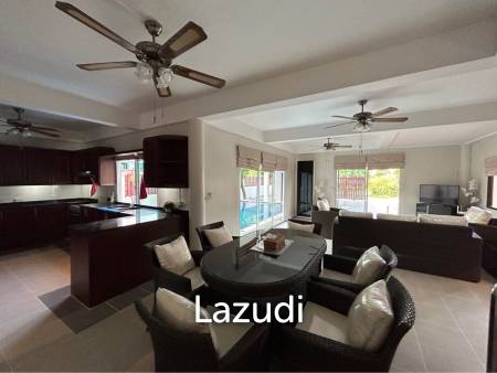 Spacious 4-Bedroom Villa Near Phuket International Airport