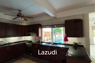 Spacious 4-Bedroom Villa Near Phuket International Airport