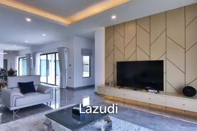 4 Beds 5 Baths 450 SQ.M. Pool Villa in Huay Yai