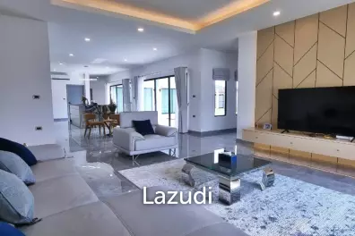 4 Beds 5 Baths 450 SQ.M. Pool Villa in Huay Yai