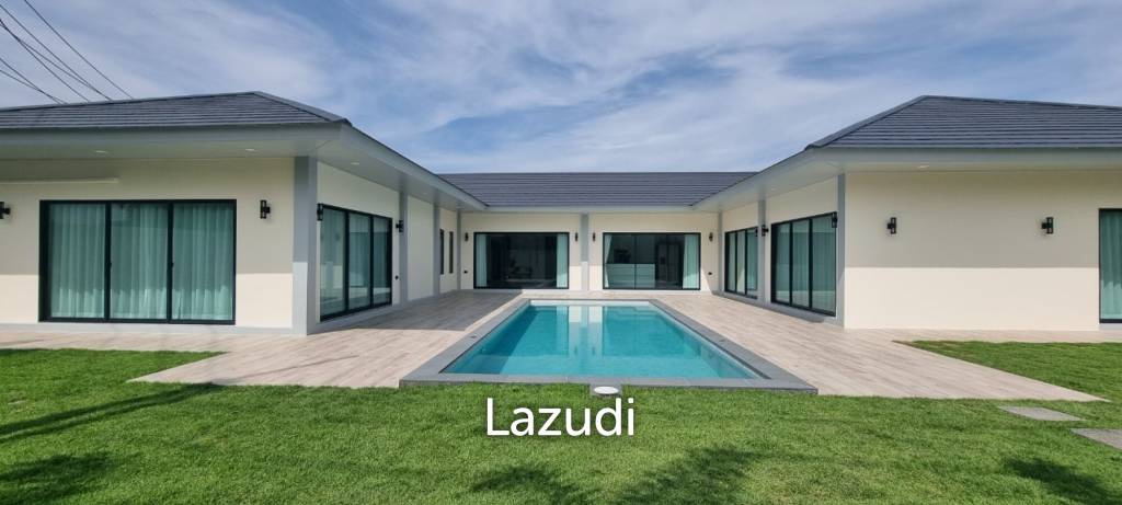 4 Beds 5 Baths 450 SQ.M. Pool Villa in Huay Yai