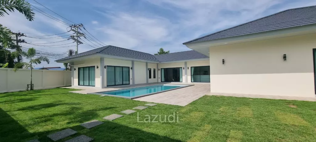 4 Beds 5 Baths 450 SQ.M. Pool Villa in Huay Yai