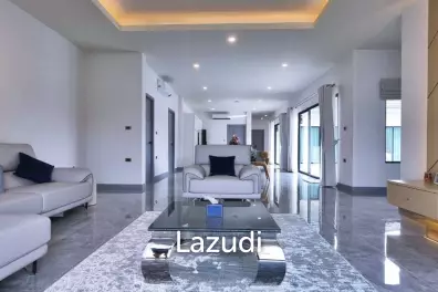 4 Beds 5 Baths 450 SQ.M. Pool Villa in Huay Yai