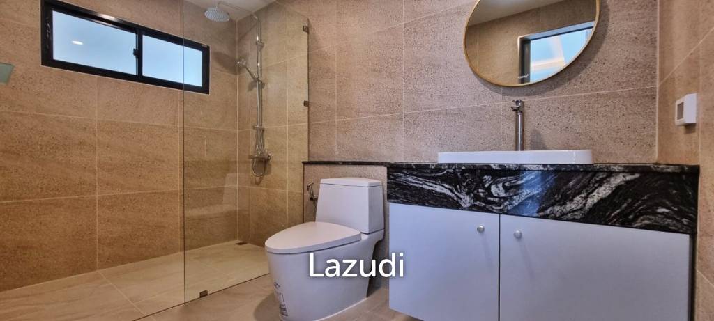 4 Beds 5 Baths 450 SQ.M. Pool Villa in Huay Yai