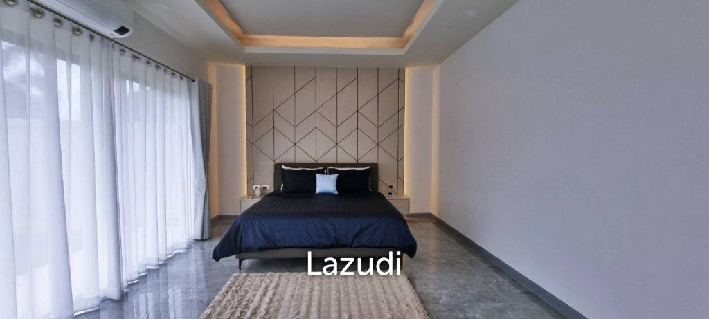 4 Beds 5 Baths 450 SQ.M. Pool Villa in Huay Yai