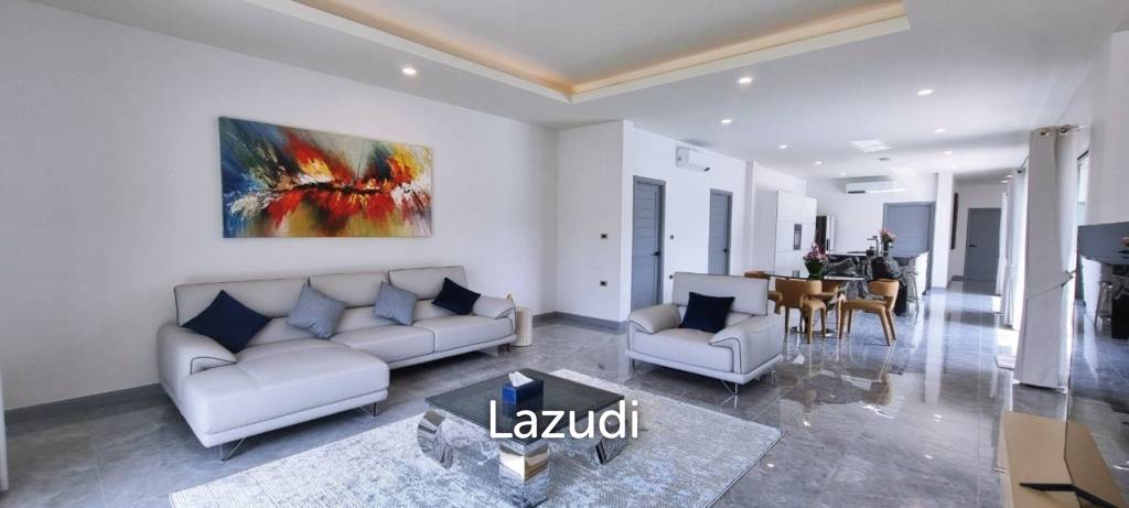 4 Beds 5 Baths 450 SQ.M. Pool Villa in Huay Yai