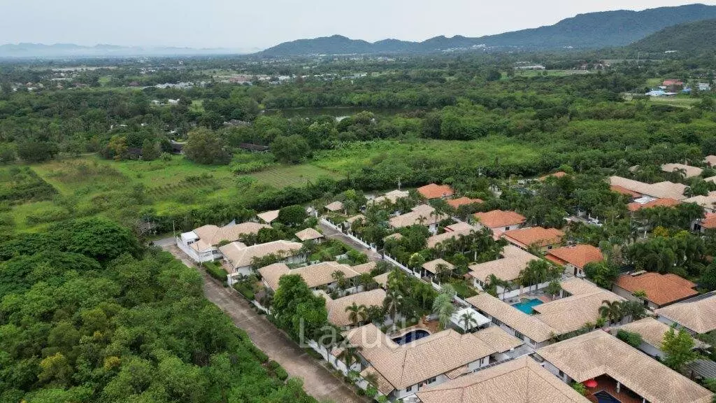 4 Bed Pool Villa 220 SQM, Nature Valley 1