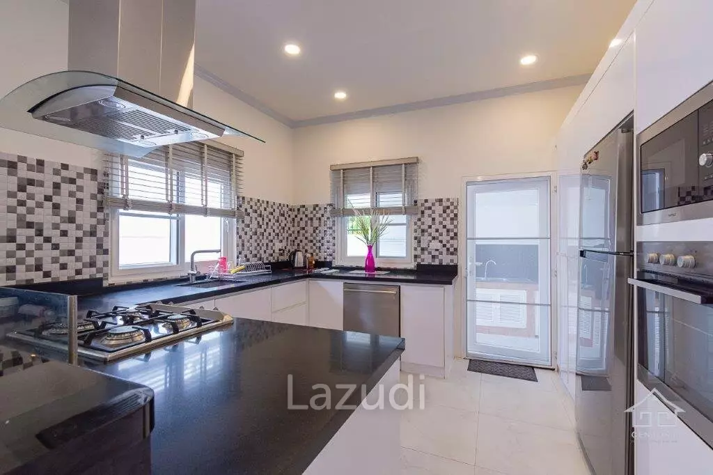 4 Bed Pool Villa 220 SQM, Nature Valley 1