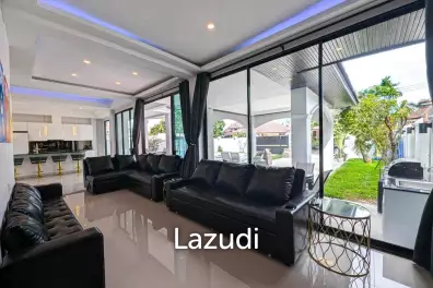 7 Beds 7 Baths 521 SQ.M. Pool Villa in Soi Siam Country Club