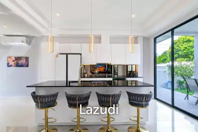 7 Beds 7 Baths 521 SQ.M. Pool Villa in Soi Siam Country Club