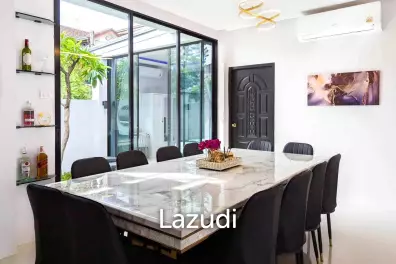 7 Beds 7 Baths 521 SQ.M. Pool Villa in Soi Siam Country Club