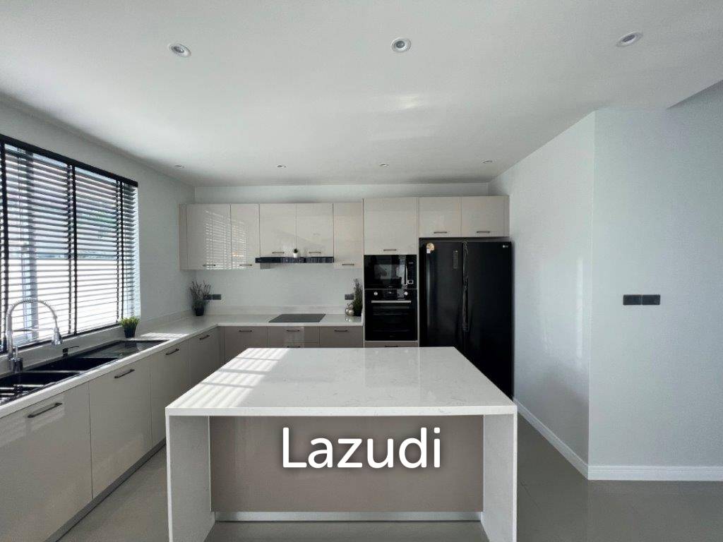 400 平方米 3 床 3 洗澡 别墅 对于 销售