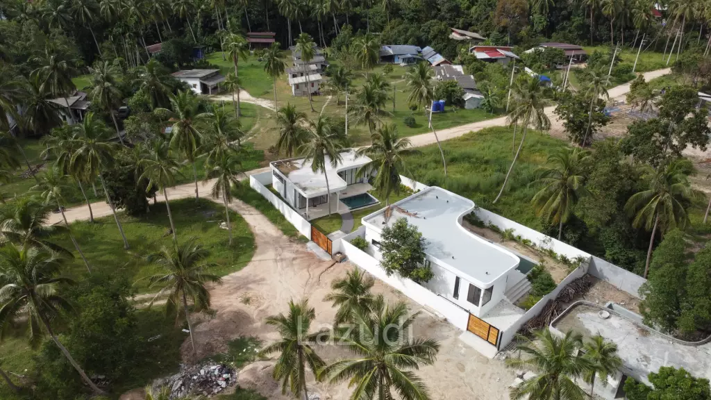 Charming 2-Bedroom Villa on Koh Phangan – Embrace Peace and Comfort