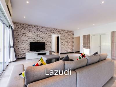 3 bed 3 bath 285.3 SQ,M Black Mountain Golf Course