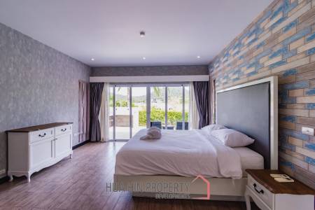 3 bed 3 bath 285.3 SQ,M Black Mountain Golf Course