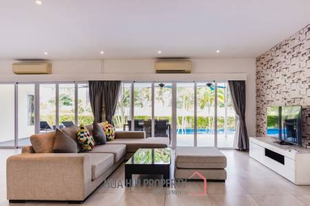 3 bed 3 bath 285.3 SQ,M Black Mountain Golf Course