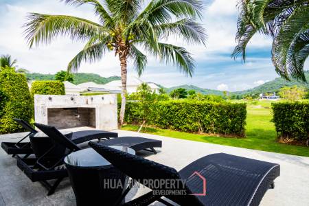 3 bed 3 bath 285.3 SQ,M Black Mountain Golf Course