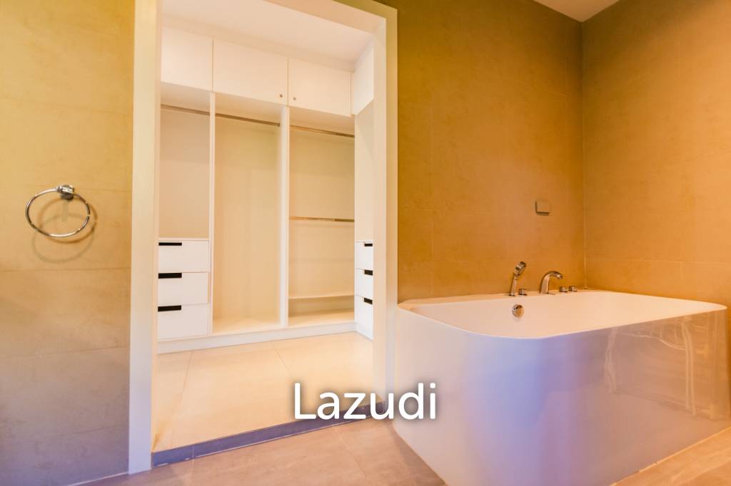 3 Bed 3 Bath 304.15 SQ.M Black Mountain Golf Course