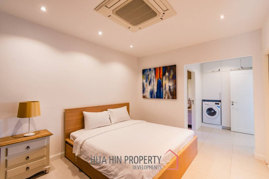 3 Bed 3 Bath 304.15 SQ.M Black Mountain Golf Course